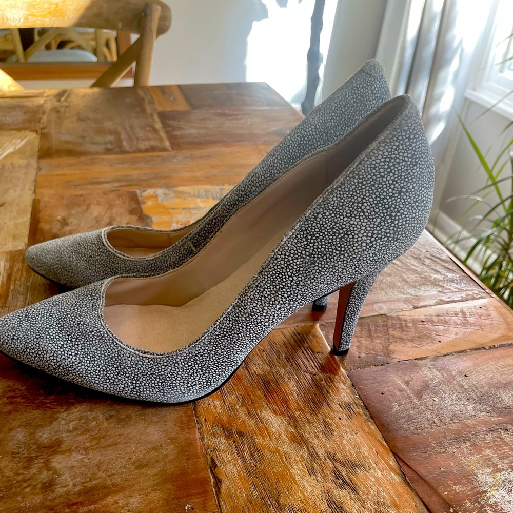 Stylish womens size 8.5 shoes